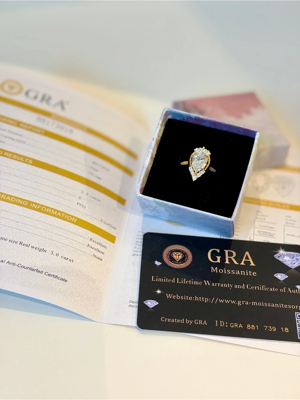 N/A 18k gold